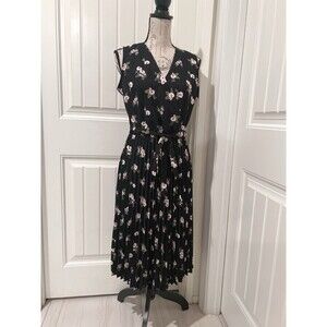 Lark+Grey Women’s Pleated Floral Sleeveless V Neck Belted Knee Length Dress Sz S